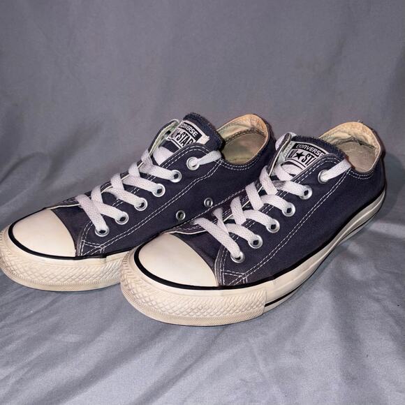 Converse‎ Chuck Taylor All Star Low Top Sneakers Navy Blue Canvas Size 7 Unisex - Picture 2 of 8